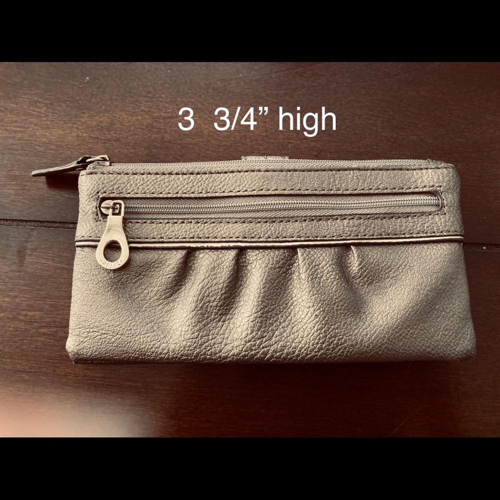 Relic wallet 🔥 - Picture 2 of 12